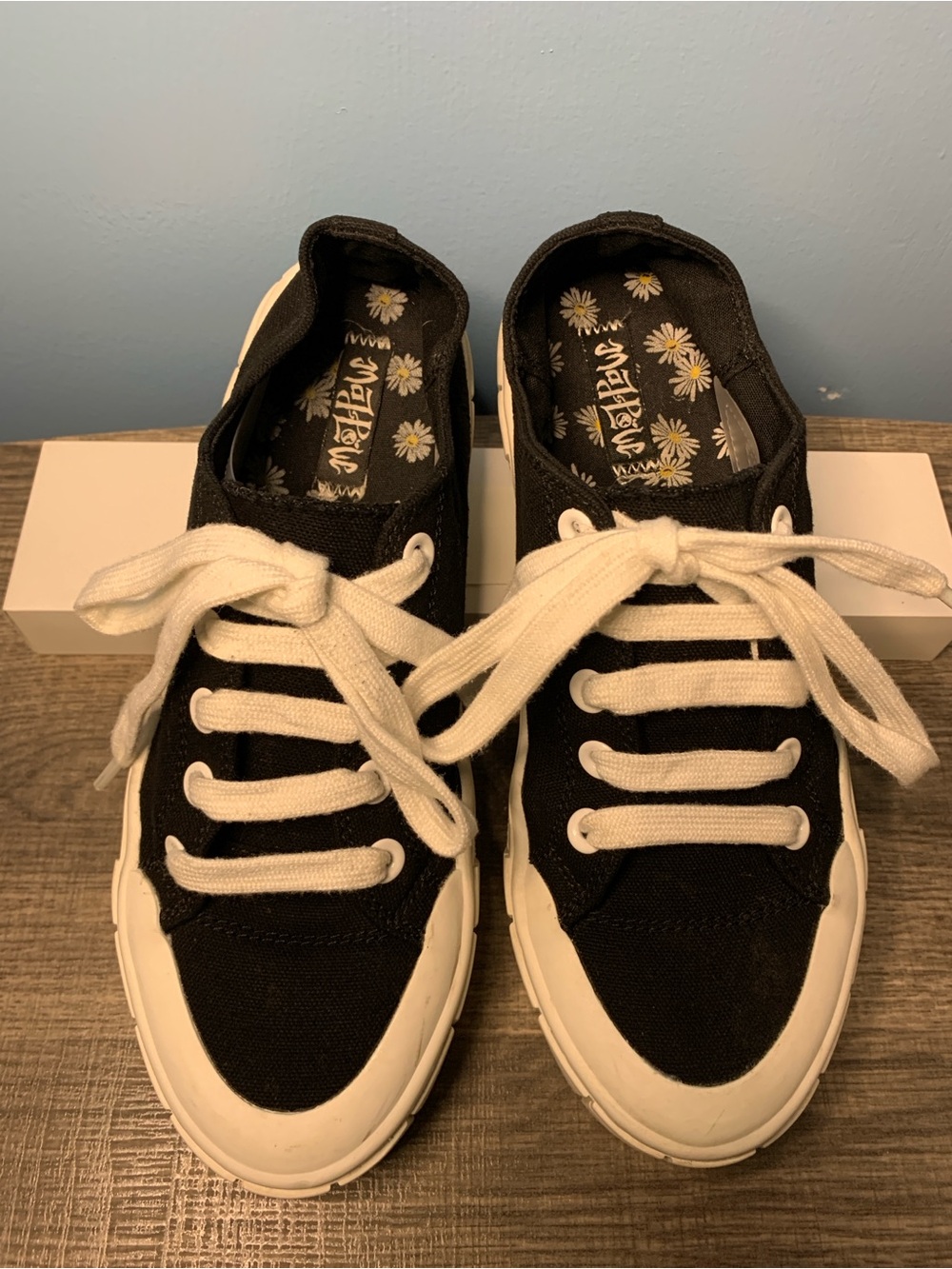 Madlove Fran Black Low-Top Canvas Platform Sneakers w White Laces